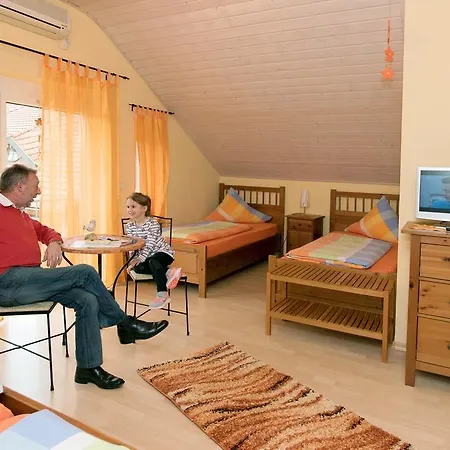 Gaestehaus Hauser 4* Rust