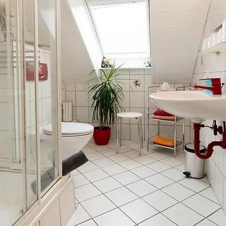 Gaestehaus Hauser 4*